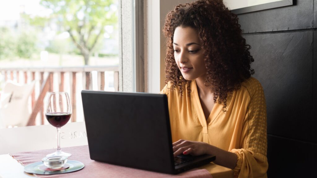 How to Start Affiliate Marketing for Beginners in 2026: The Complete Guide How to Choose the Right Affiliate Program